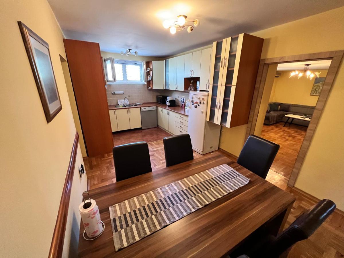 Central Park Apartment Podgorica Ngoại thất bức ảnh